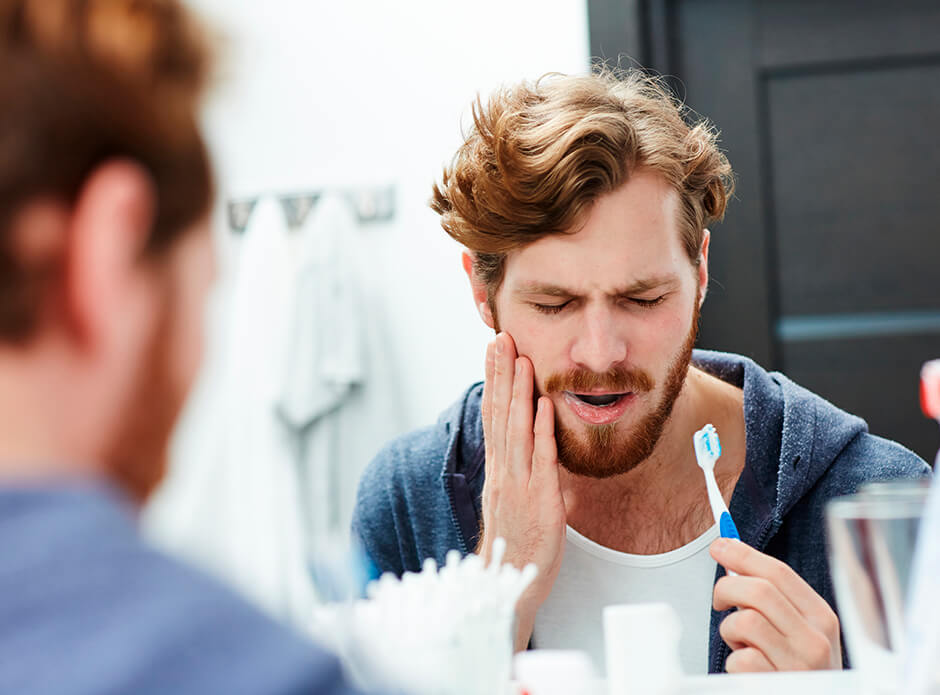 ¿Es normal tener la encía inflamada después de una extracción?