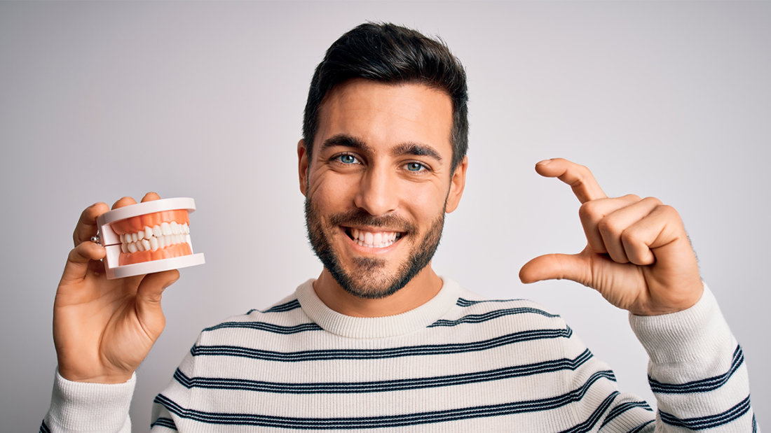 Dientes pequeños en adultos: qué soluciones hay